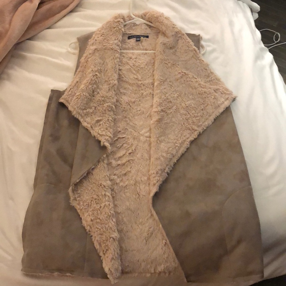 Fur vest